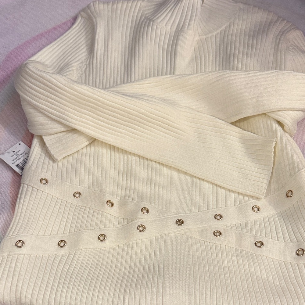 Women’s Macy's Cream Turtleneck Sweater with Gold Details